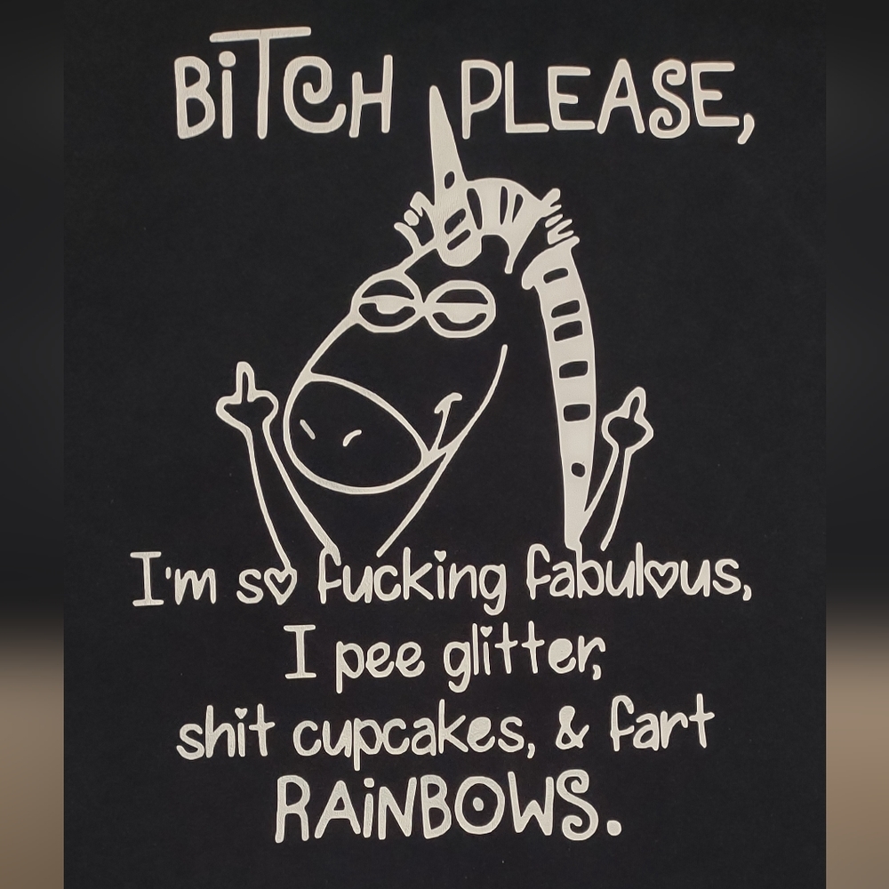 "I'm Fabulous" V Neck Women's T Shirt XL - Picture 3 of 3